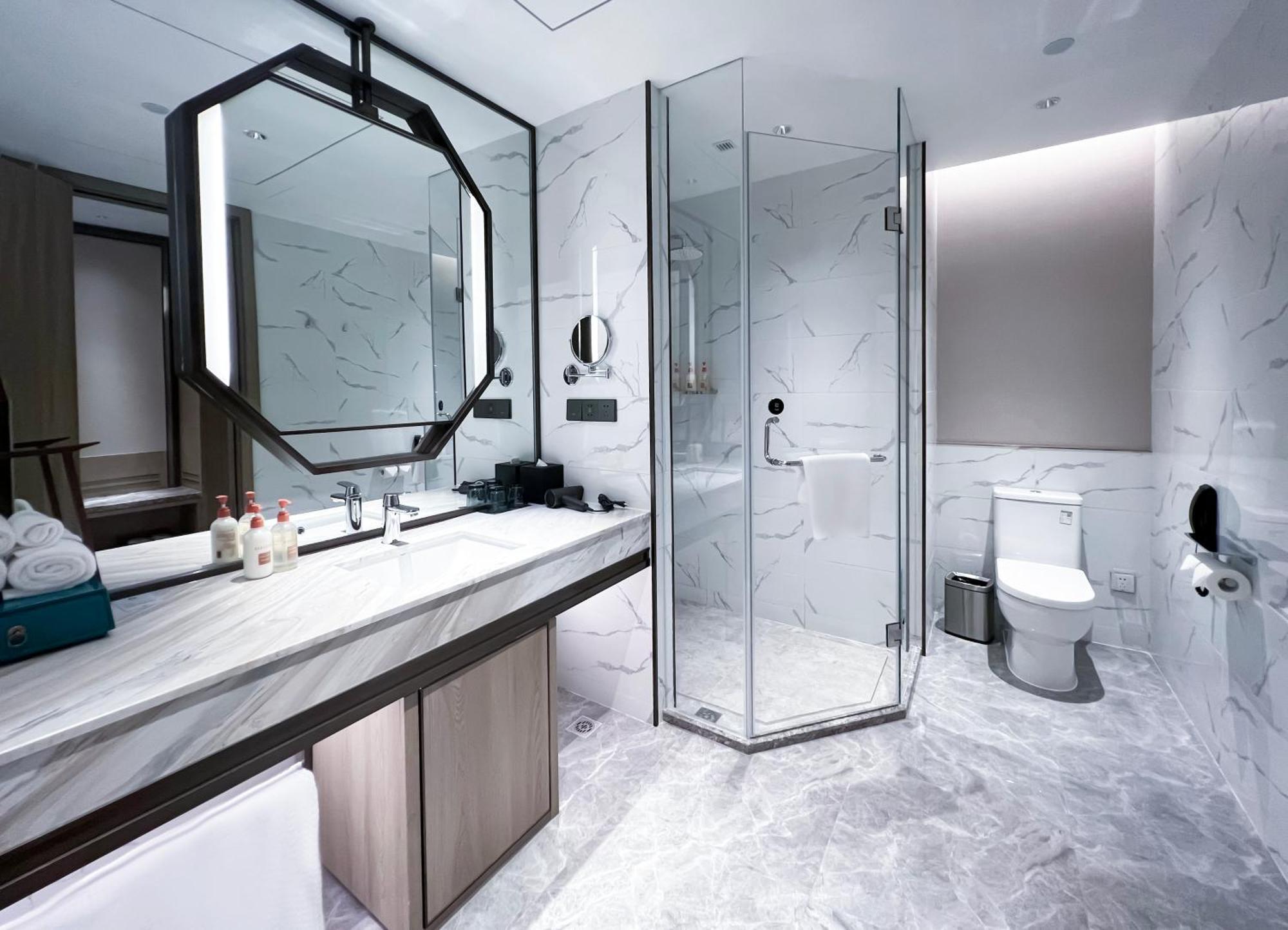 Crowne Plaza Hangzhou Linping By Ihg المظهر الخارجي الصورة